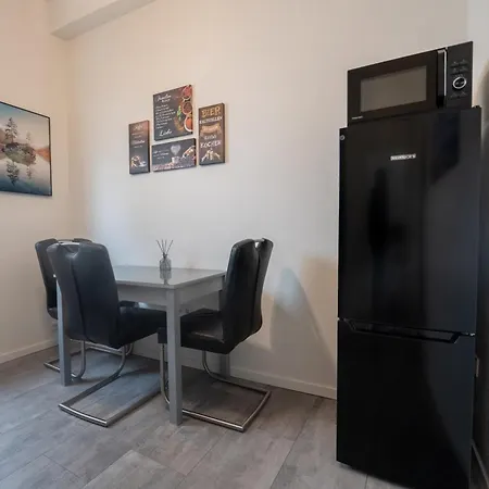 Staydia Zentrales Nahe Muenzplatz דירה